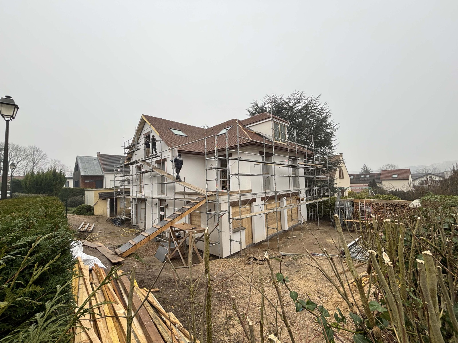 Vue depuis l'entrée chantier